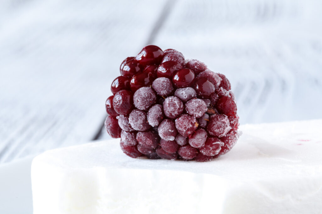 Frozen pomegranate